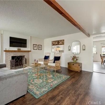 Image 6 - 16905 Ainsworth Street, Los Angeles, CA 90247, USA - House for sale