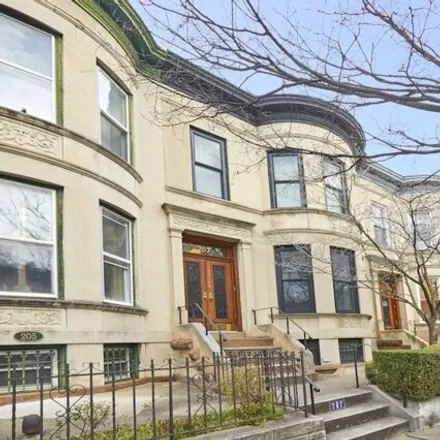 Image 3 - 207 Midwood Street, New York, NY 11225, USA - Townhouse for sale