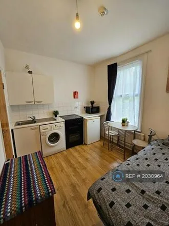 Rent this studio apartment on 22 Birstall Road in London, N15 5EN