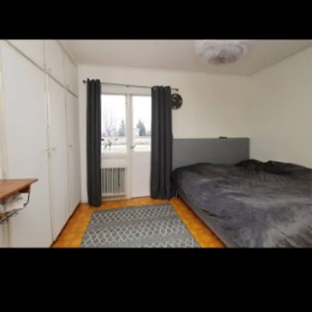 Rent this 4 bed apartment on Nyhemsgatan 20 in 574 50 Ekenässjön, Sweden