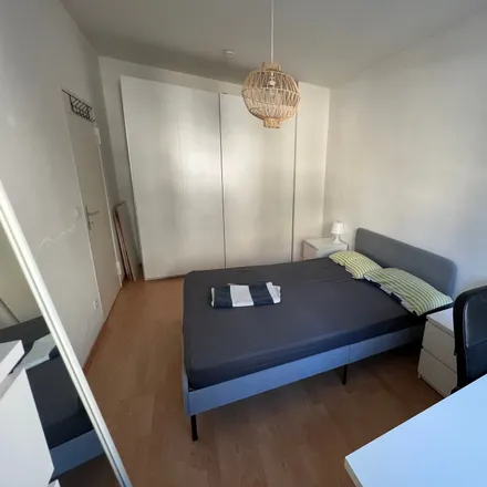 Image 5 - Nahkauf, Badensche Straße 56, 10825 Berlin, Germany - Apartment for rent