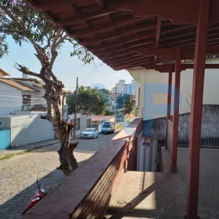 Buy this 4 bed house on Rua Frei Caneca in Divinópolis - MG, 35500-074