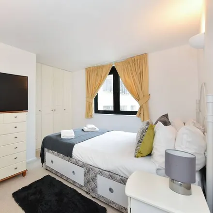 Rent this 1 bed apartment on London in SW7 4XH, United Kingdom