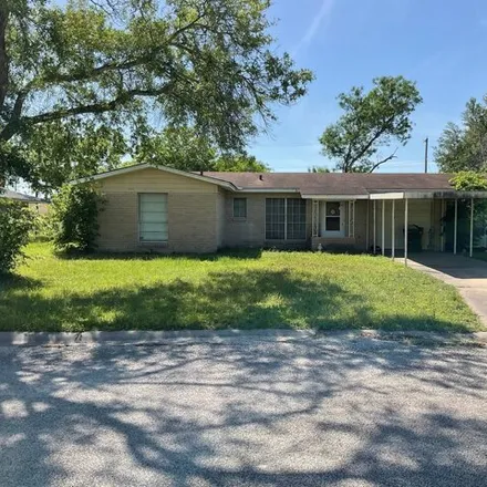 Buy this 3 bed house on 109 Robinhood Drive in Kenedy, TX 78119