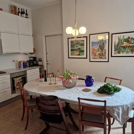 Rent this 3 bed apartment on Frippe & Frida in Djupedalsgatan 6, 413 07 Gothenburg