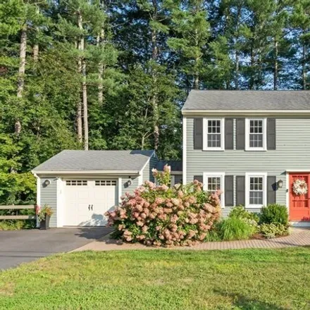 Buy this 4 bed house on 21 Oneida Road in Acton, MA 01720