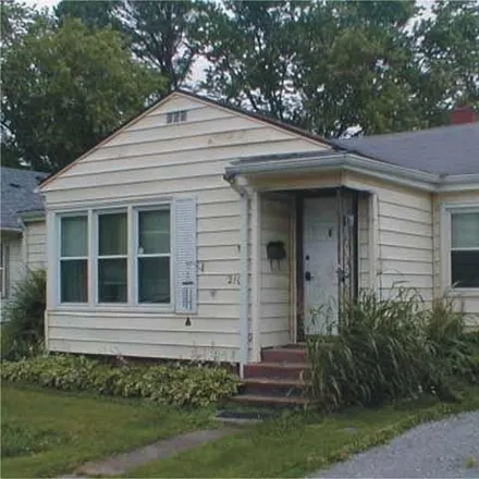 Buy this 3 bed house on 210 E Charles St in Marion, Illinois