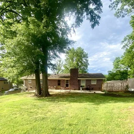 Image 3 - 2210 Virginia Ave, Muscle Shoals, Alabama, 35661 - House for sale