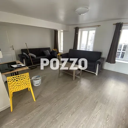 Rent this 3 bed apartment on 23 rue François Lavieille in 50110 Cherbourg-en-Cotentin, France