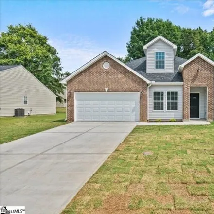 Buy this 4 bed house on 405 Revis Creek Ct in Simpsonville, South Carolina