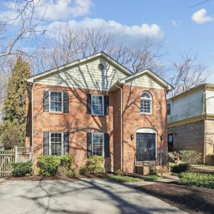 Rent this 4 bed house on 6800 Baron Road in McLean, VA 22107