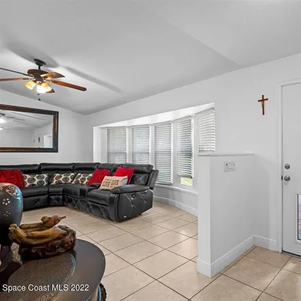 Image 4 - 157 Driskell Street Northeast, Palm Bay, FL 32907, USA - House for sale