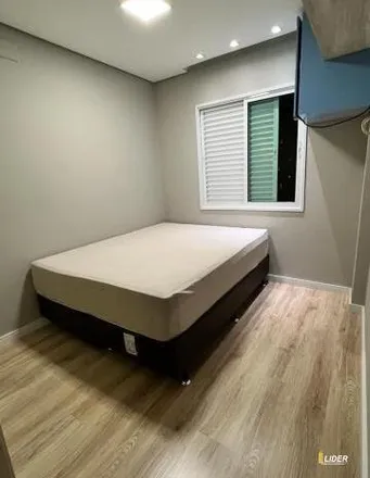 Buy this 2 bed apartment on Rua da Carioca in Patrimônio, Uberlândia - MG