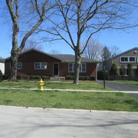 Buy this 3 bed house on 949 Forestview Avenue in Park Ridge, IL 60068