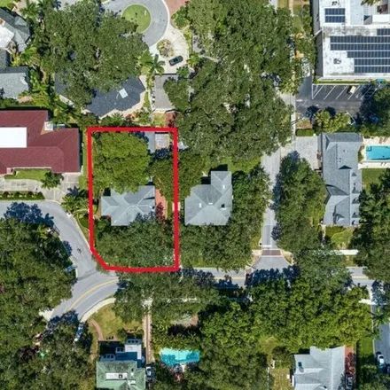 Image 4 - 767 Spottis Woode Lane, Clearwater, FL 33756, USA - House for sale