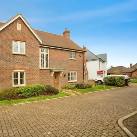 Buy this 5 bed house on Cornflower Drive in Marden, TN12 9GH