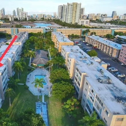 Buy this 1 bed condo on Northeast 3rd Street in Hallandale Beach, FL 33009