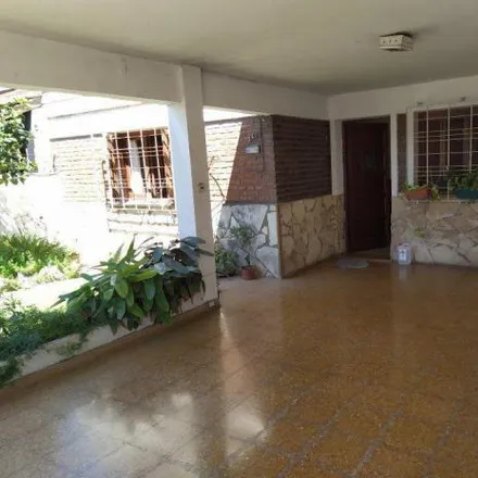 Image 2 - Somellera 1450, Adrogué, Argentina - House for sale