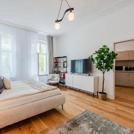 Rent this 2 bed apartment on Mensch.müller Stadtteilvertretung in Triftstraße 2, 13353 Berlin