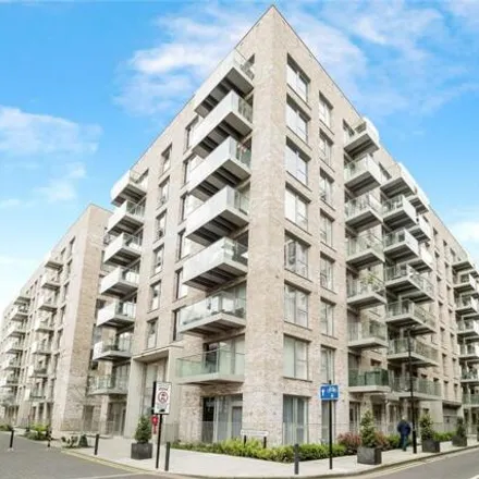Image 1 - Chamberlain Court, Memorial Walk, London, E13 9GJ, United Kingdom - Apartment for sale