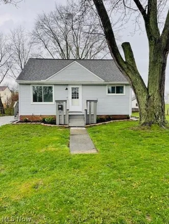Buy this 3 bed house on 295 Ohio Avenue in Louisville, OH 44641