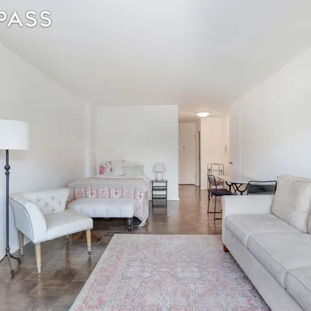 Rent this 1 bed apartment on 240 East 76th Street in New York, NY 10021