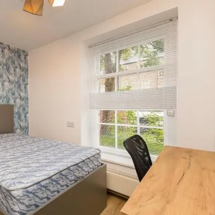 Image 2 - Leazes Terrace, Newcastle upon Tyne, NE1 4NE, United Kingdom - Room for rent
