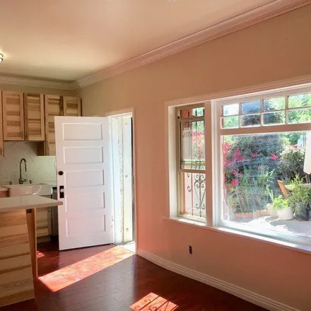 Rent this 2 bed house on Creamo by Donut Friend in 3534 West Sunset Boulevard, Los Angeles