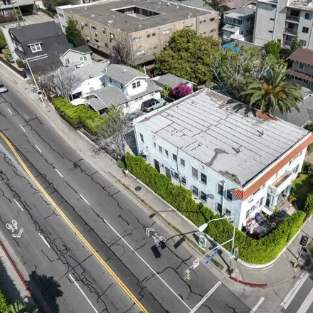 Image 2 - 7421 Fountain Avenue, West Hollywood, CA 90046, USA - House for sale