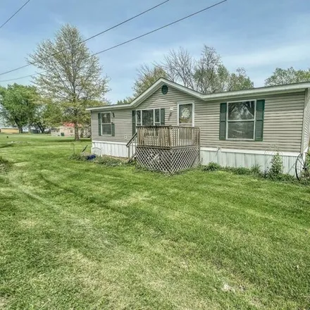 Buy this 3 bed house on 413 North Main Street in Center, Ralls County