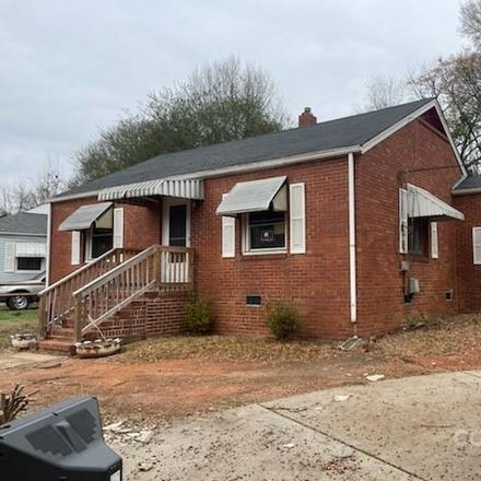 Rent this 2 bed house on W 28th St in Charlotte, NC