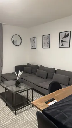 Rent this 1 bed apartment on Kopperholdtweg 6 in 22761 Hamburg, Germany