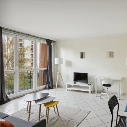 Rent this 3 bed apartment on Chaville in IDF, FR