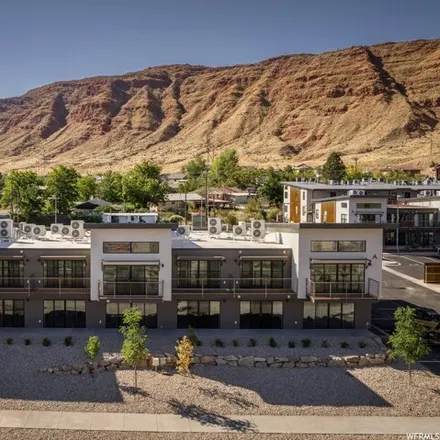 Image 1 - 406 Mountain View Drive, Moab, UT 84532, USA - Condo for sale