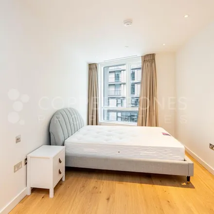 Image 5 - Faraday House, Arches Lane, London, SW11 8AB, United Kingdom - Apartment for rent