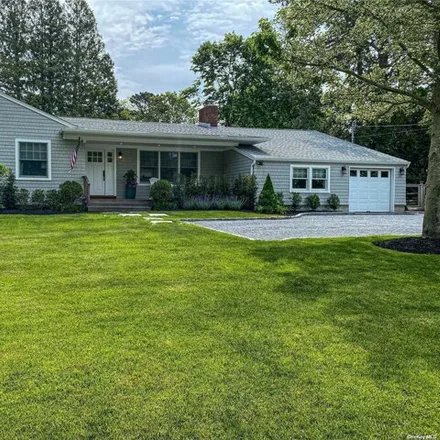 Rent this 4 bed house on 32 White Oak Lane in Village of Westhampton Beach, Suffolk County