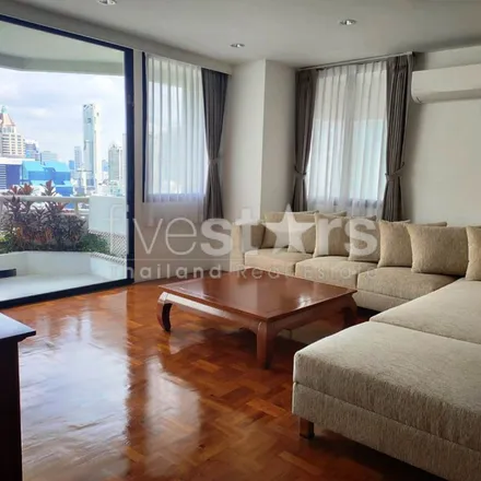 Rent this 3 bed apartment on Holiday inn express Bangkok sathron in 51, Soi Naradhiwas Rajanagarindra 3