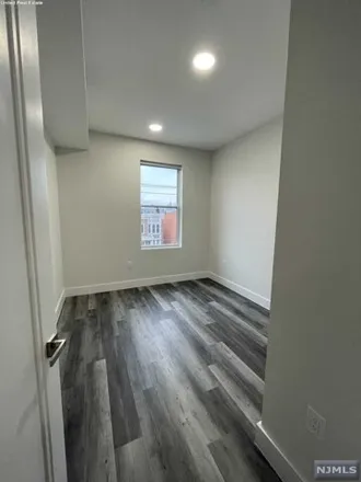 Image 7 - 72 Columbia Avenue, Jersey City, NJ 07307, USA - Apartment for rent