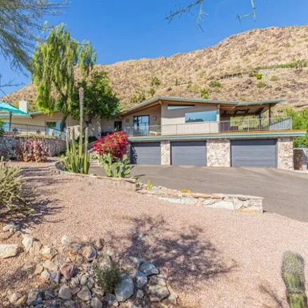 Image 2 - 6898 North Lost Dutchman Drive, Paradise Valley, AZ 85253, USA - House for sale