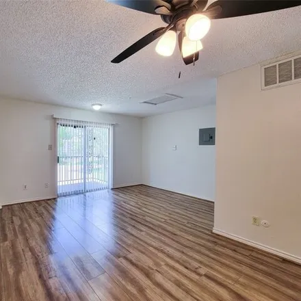 Image 3 - 2800 Jeanetta St Apt 608, Houston, Texas, 77063 - Condo for sale