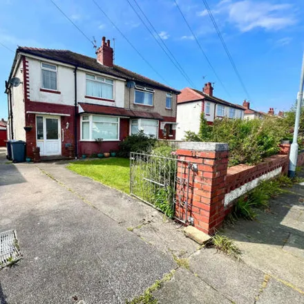 Buy this 3 bed duplex on Durham Avenue in Cleveleys, FY5 2DP