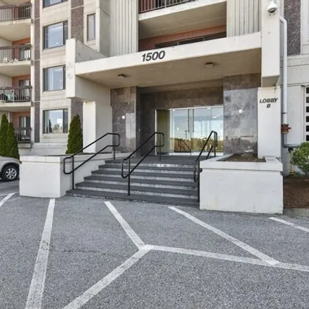 Buy this 2 bed condo on 1500 Worcester Road in Framingham, MA 01702