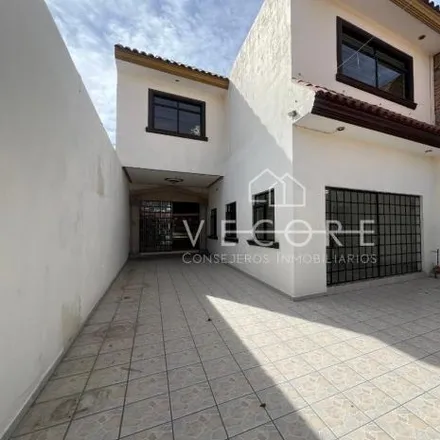 Buy this 6 bed house on Calle Ventura Anaya in 44740 Guadalajara, JAL