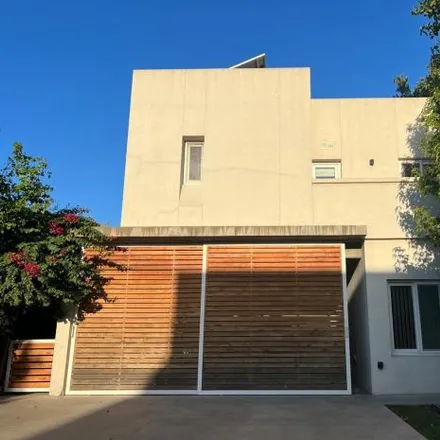 Buy this 4 bed house on Ugarteche 200 B bis in Distrito Noroeste, Rosario