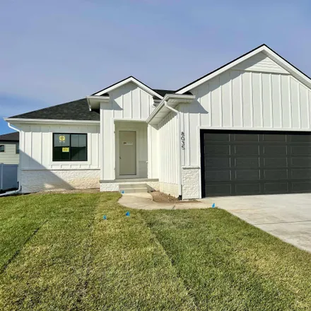 Buy this 3 bed house on 6798 Yankee Hill Road in Lincoln, NE 68516