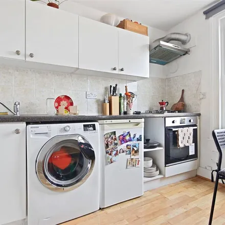 Rent this 2 bed apartment on 160 Chatsworth Road in Clapton Park, London