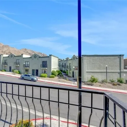 Image 3 - 7032 Burcot Avenue, Clark County, NV 89156, USA - Townhouse for sale