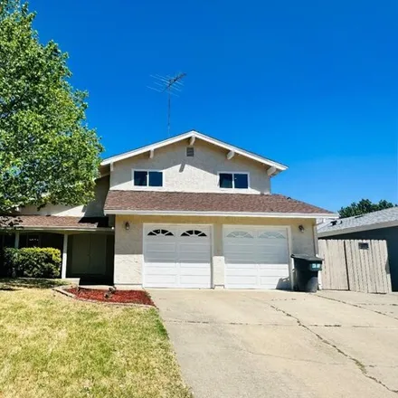 Buy this 3 bed house on 6616 Hillsdale Boulevard in Sacramento County, CA 95842