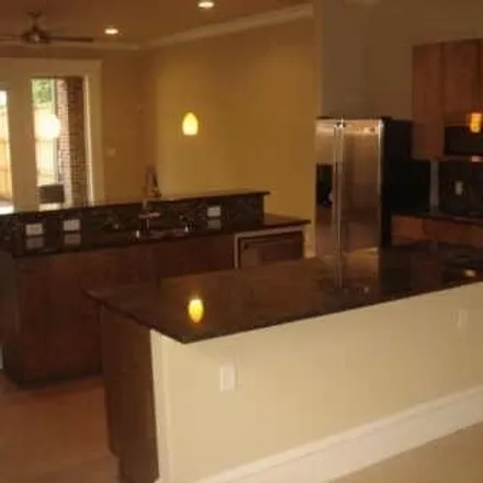 Image 3 - 5018 Mission Avenue, Dallas, TX 75206, USA - House for rent