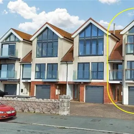 Buy this 3 bed townhouse on West Parade in Llandudno, LL30 2BE